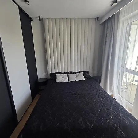 Lejlighed Family & Business Premium No4 - 1 Bedroom With Balcony, Parking